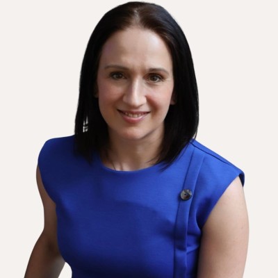 Lena Thompson — Future of Work Consultant